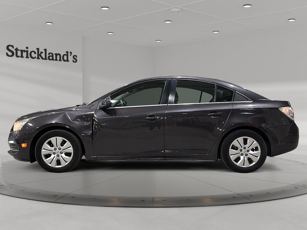 2016 Chevrolet Cruze LT TURBO Sedan in Stratford, Ontario - 5 - w1024h768px