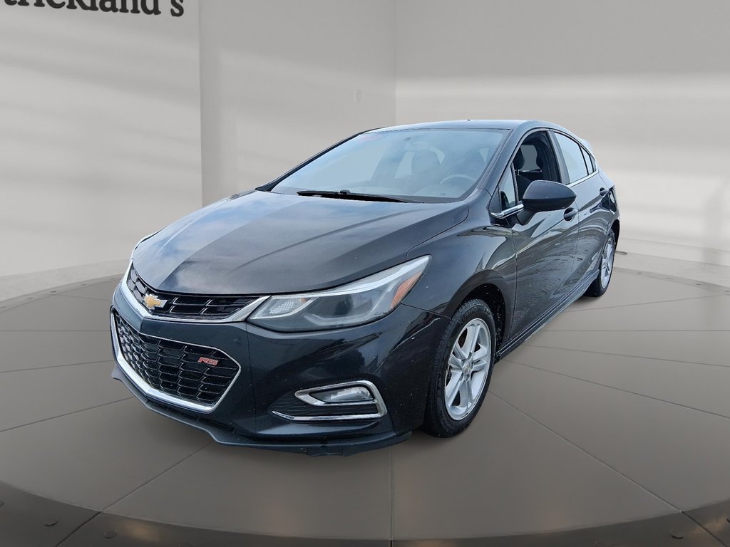 2017 Chevrolet Cruze LT MANUAL in Stratford, Ontario - 1 - w1024h768px