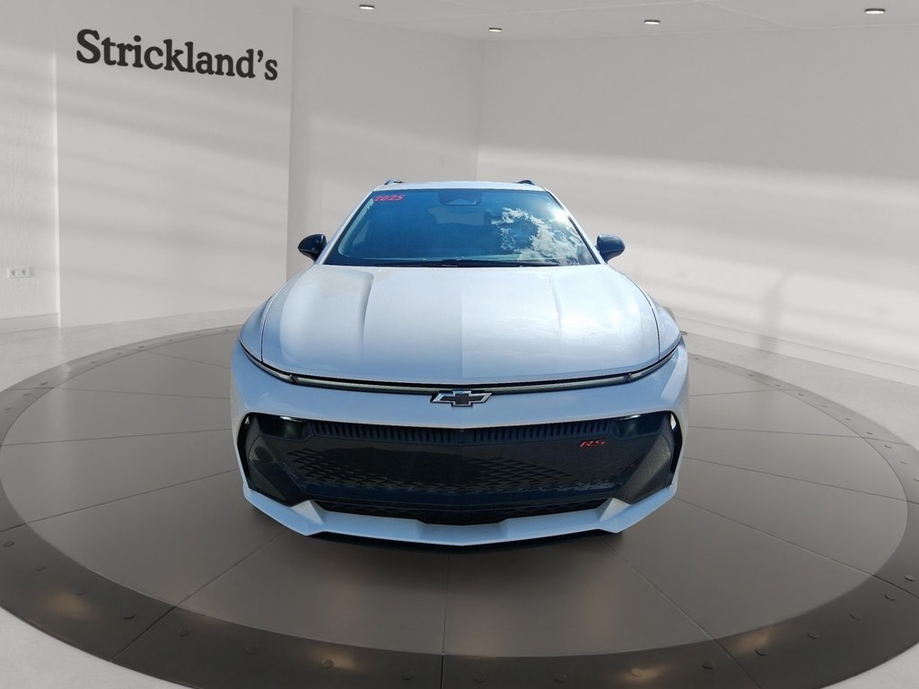 2025 Chevrolet Equinox EV RS 4DR EV in Stratford, Ontario - 2 - w1024h768px