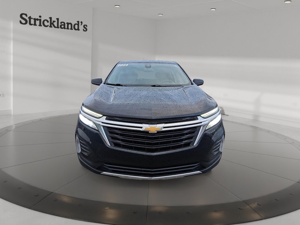 2023 Chevrolet Equinox LT AWD in Stratford, Ontario - 2 - w1024h768px