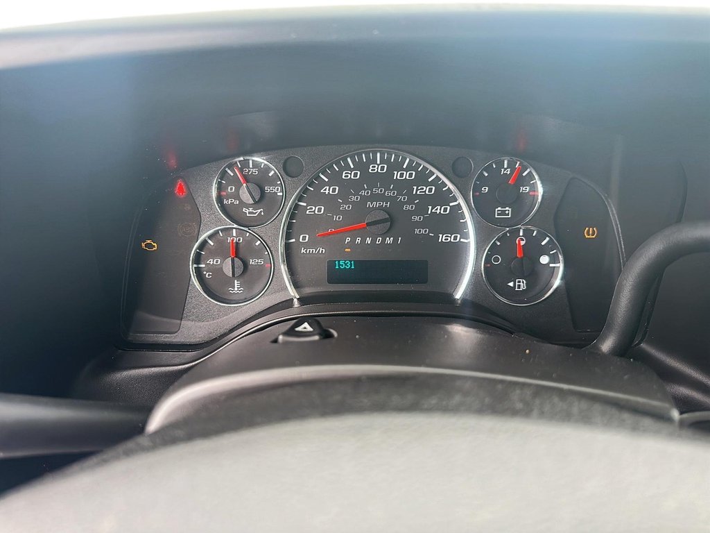 2020 Chevrolet Express 2500 135 WB Van in Stratford, Ontario - 13 - w1024h768px