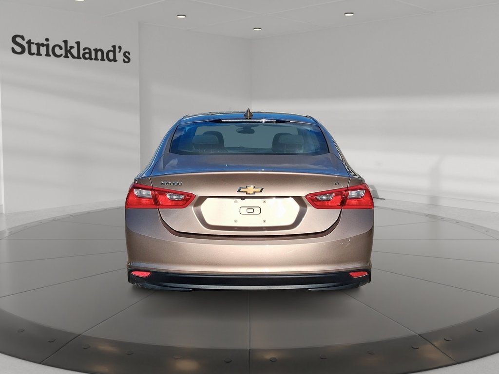 2018 Chevrolet Malibu LT in Stratford, Ontario - 3 - w1024h768px