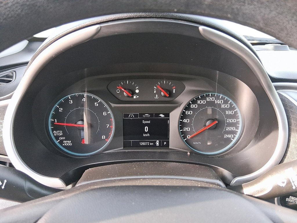 2022 Chevrolet Malibu LT in Stratford, Ontario - 14 - w1024h768px