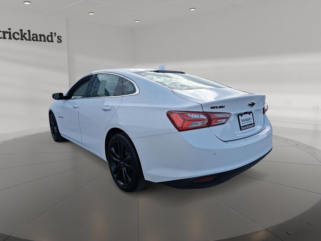 2024 Chevrolet Malibu 1LT in Stratford, Ontario - 4 - w1024h768px