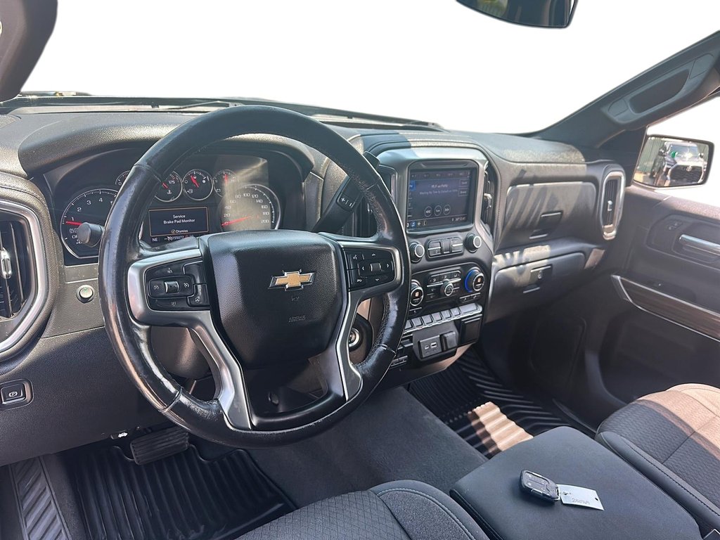 2019 Chevrolet Silverado 1500 4X4 LT SHORT BOX Truck in Stratford, Ontario - 8 - w1024h768px