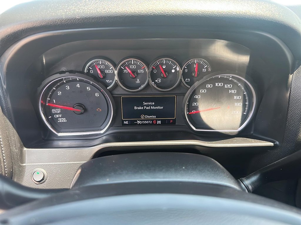 2019 Chevrolet Silverado 1500 4X4 LT SHORT BOX Truck in Stratford, Ontario - 12 - w1024h768px