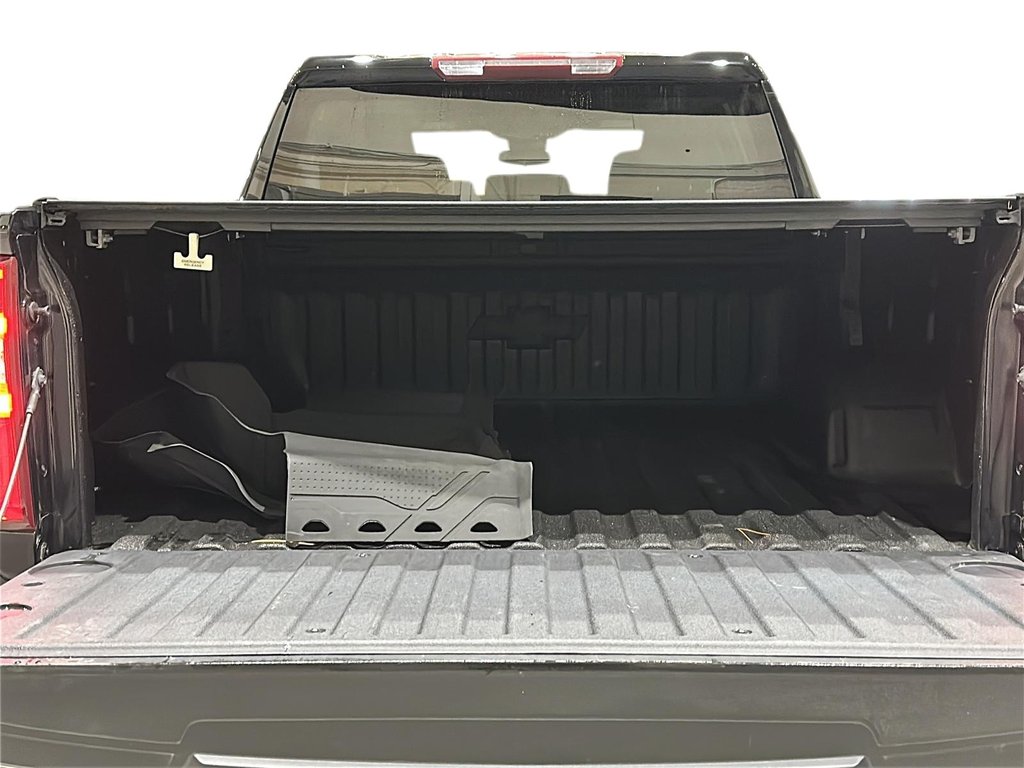 2022 Chevrolet Silverado 1500 RST 4X4 Truck in Stratford, Ontario - 15 - w1024h768px