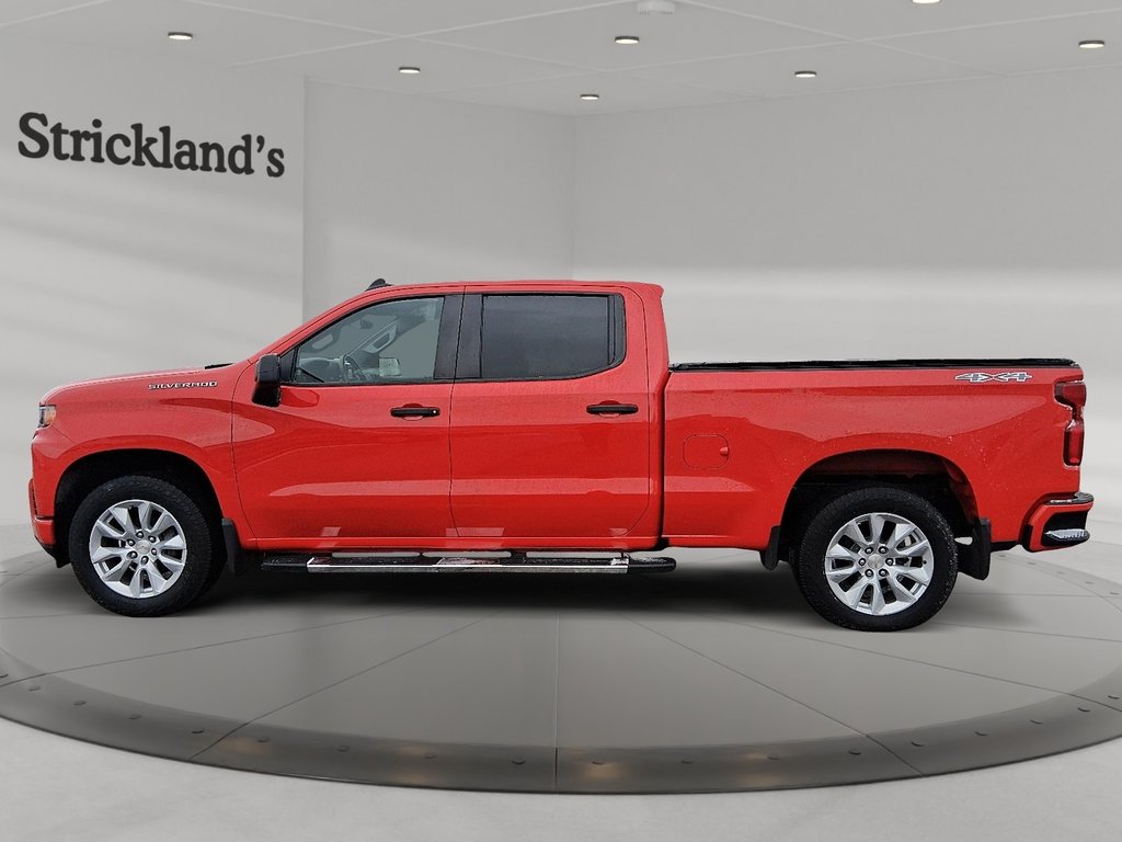 2022 Chevrolet Silverado 1500 Crew Cab Ltd 4x4 in Stratford, Ontario - 5 - w1024h768px