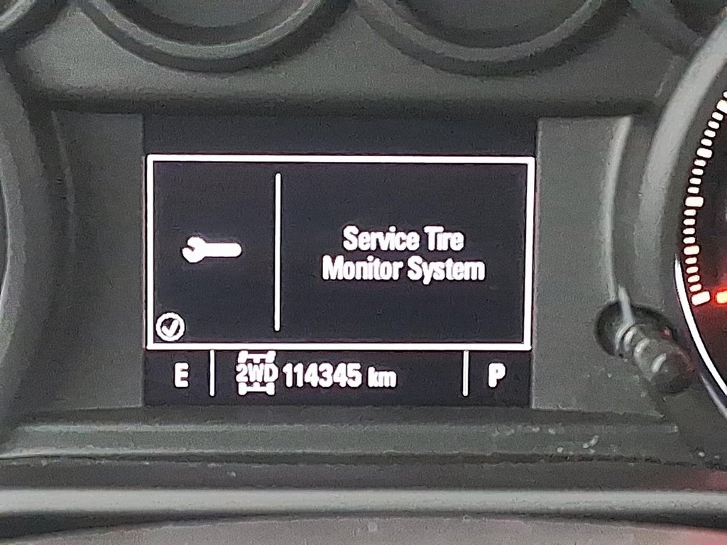 2022 Chevrolet Silverado 1500 Crew Cab Ltd 4x4 in Stratford, Ontario - 13 - w1024h768px