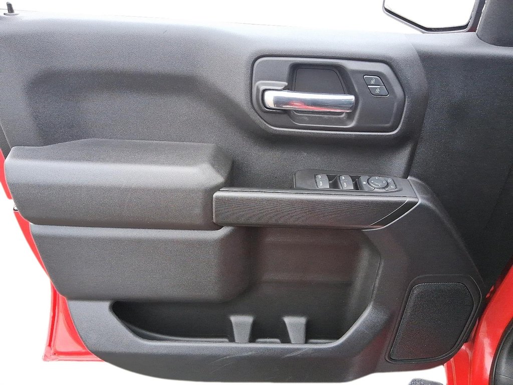 2022 Chevrolet Silverado 1500 Crew Cab Ltd 4x4 in Stratford, Ontario - 11 - w1024h768px