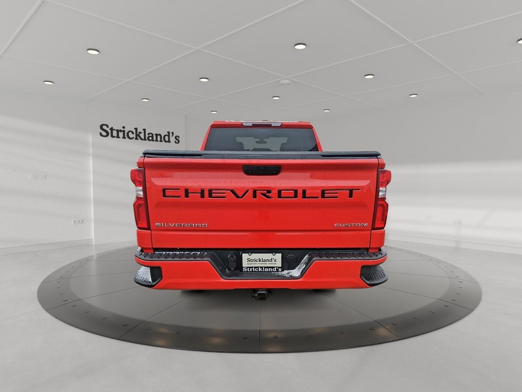 2022 Chevrolet Silverado 1500 Crew Cab Ltd 4x4 in Stratford, Ontario - 3 - w1024h768px