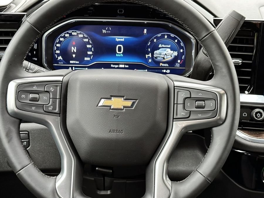 2023 Chevrolet Silverado 1500 LT SHORT BOX Truck in Stratford, Ontario - 12 - w1024h768px