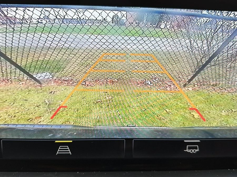 2023 Chevrolet Silverado 1500 LT SHORT BOX Truck in Stratford, Ontario - 20 - w1024h768px