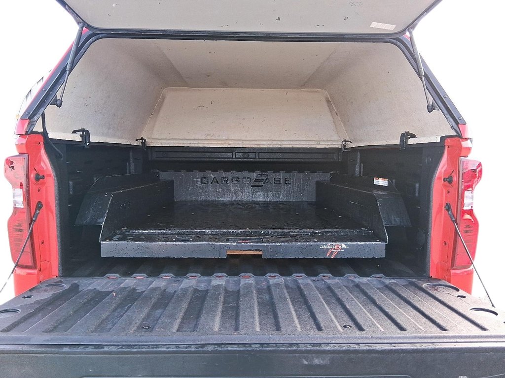 2023 Chevrolet Silverado 1500 CREW CAB 4X4 LT in Stratford, Ontario - 19 - w1024h768px