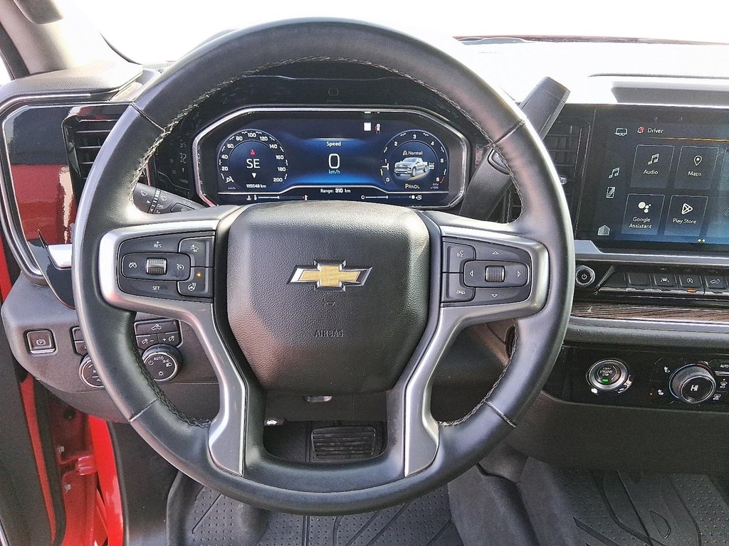 2023 Chevrolet Silverado 1500 CREW CAB 4X4 LT in Stratford, Ontario - 12 - w1024h768px