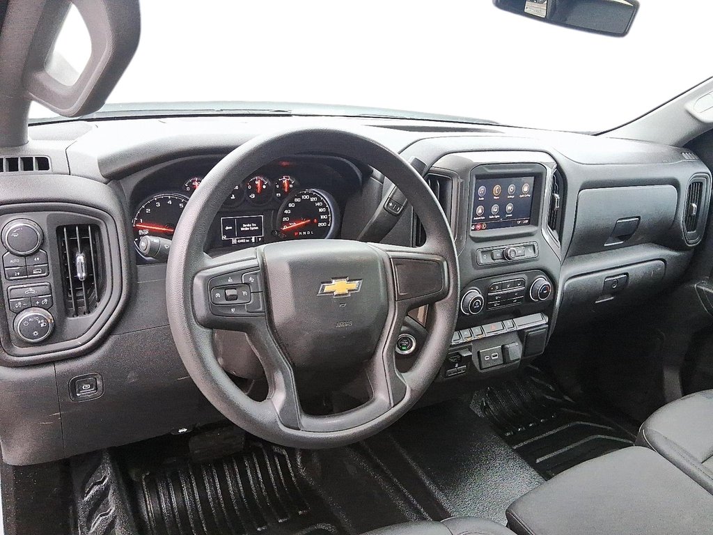 2023 Chevrolet Silverado 1500 Crew Cab Wt 4x4 in Stratford, Ontario - 10 - w1024h768px