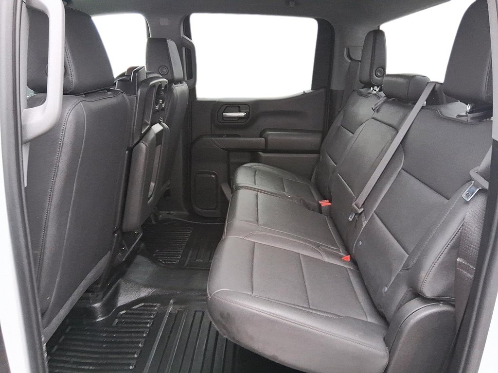 2023 Chevrolet Silverado 1500 Crew Cab Wt 4x4 in Stratford, Ontario - 9 - w1024h768px