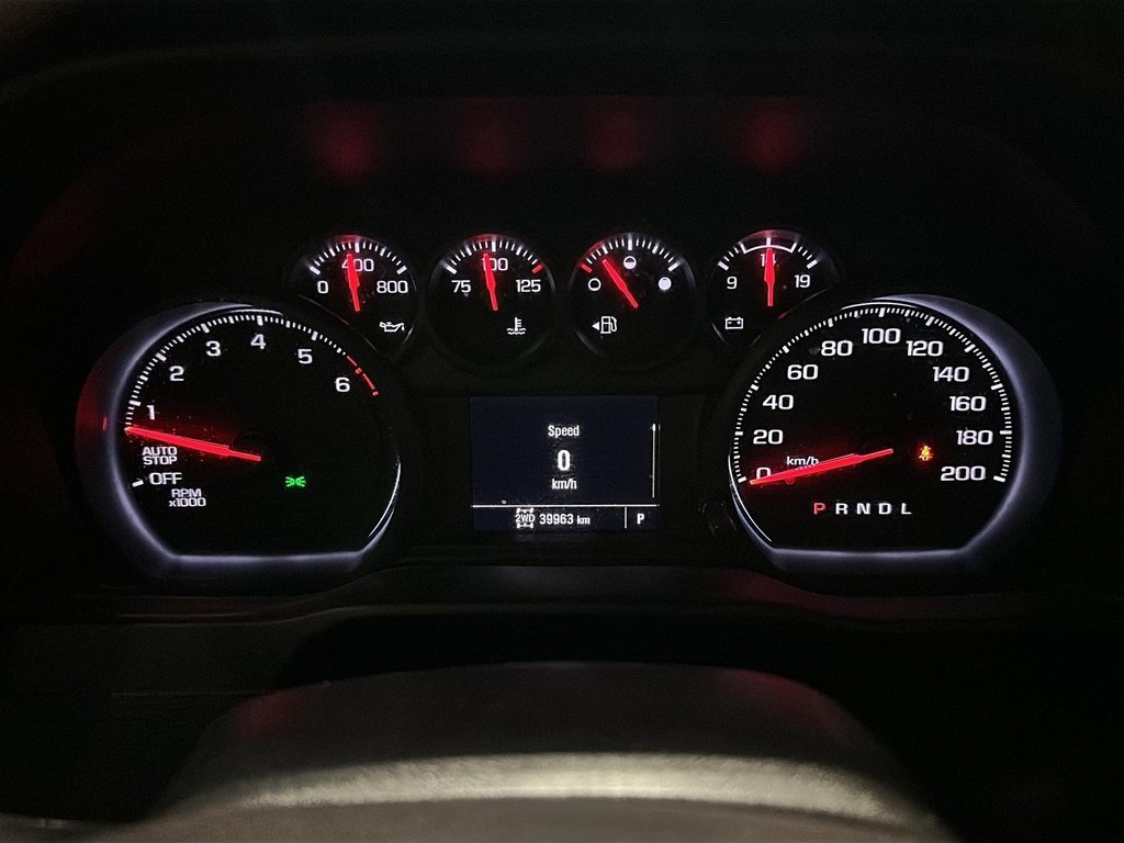 2023 Chevrolet Silverado 1500 CREW CAB 4X4 WT in Stratford, Ontario - 12 - w1024h768px