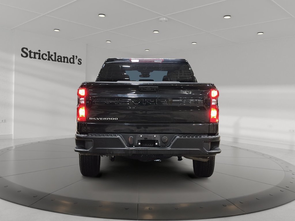 2023 Chevrolet Silverado 1500 CREW CAB 4X4 WT in Stratford, Ontario - 3 - w1024h768px