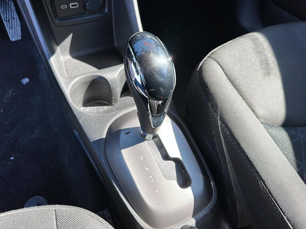 2022 Chevrolet Spark 1LT CVT Hatchback in Stratford, Ontario - 14 - w1024h768px