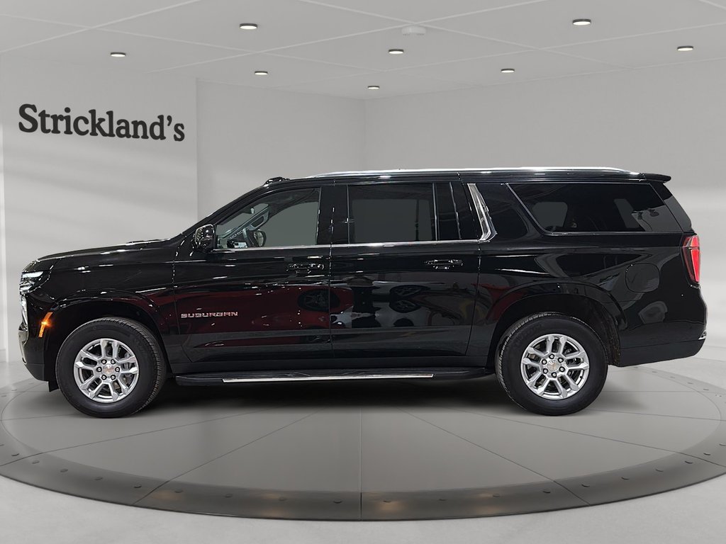 2025 Chevrolet Suburban LT in Stratford, Ontario - 5 - w1024h768px
