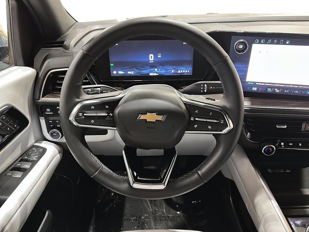 2025 Chevrolet Tahoe PREMIER in Stratford, Ontario - 11 - w1024h768px