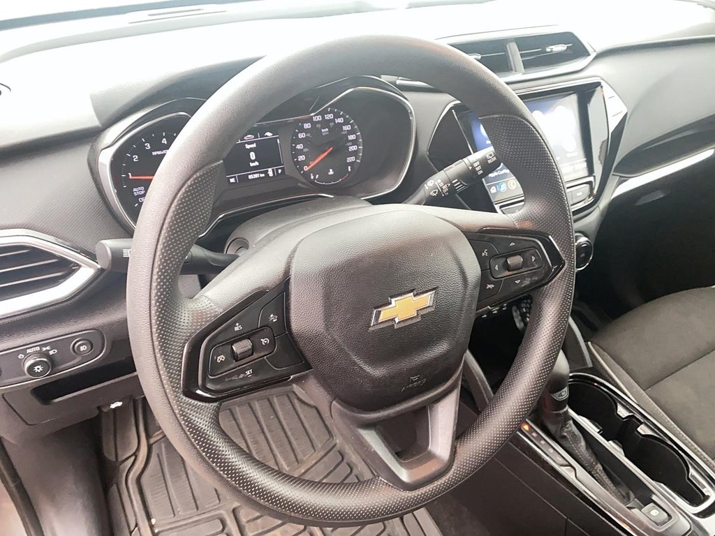 2021 Chevrolet TrailBlazer LT SUV in Stratford, Ontario - 11 - w1024h768px