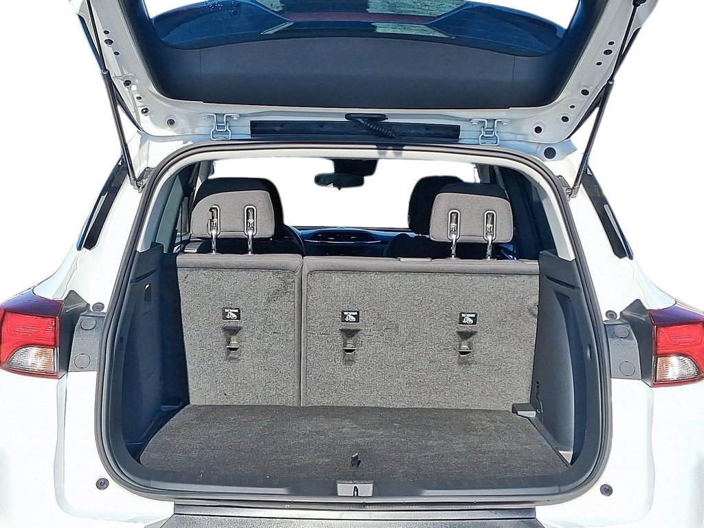 2023 Chevrolet TrailBlazer LS in Stratford, Ontario - 6 - w1024h768px