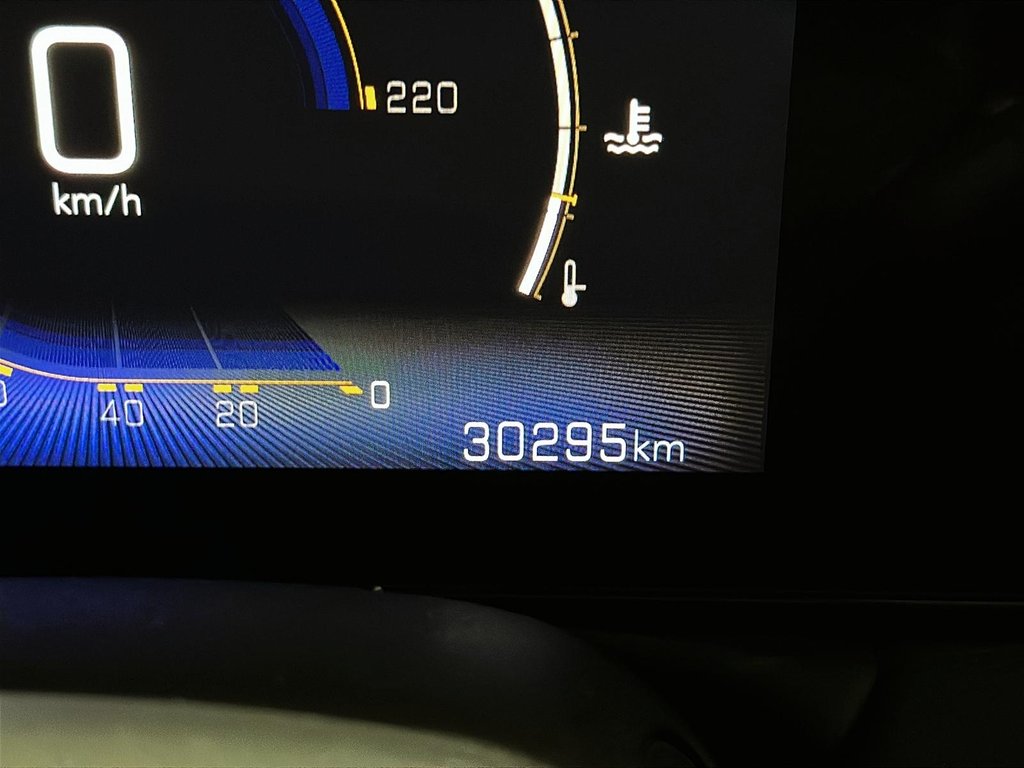 2024 Chevrolet TrailBlazer LS AWD in Stratford, Ontario - 12 - w1024h768px