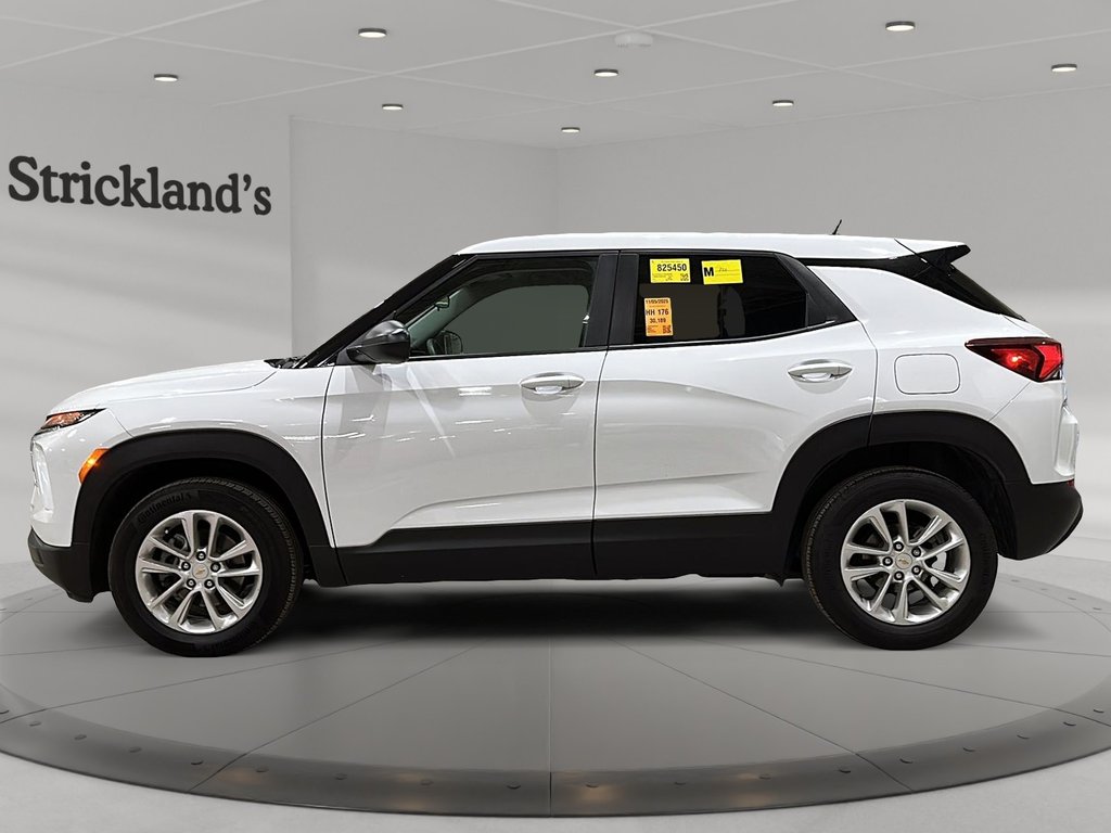 2024 Chevrolet TrailBlazer LS AWD in Stratford, Ontario - 5 - w1024h768px