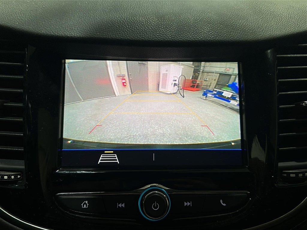 2020 Chevrolet Trax LT in Stratford, Ontario - 15 - w1024h768px