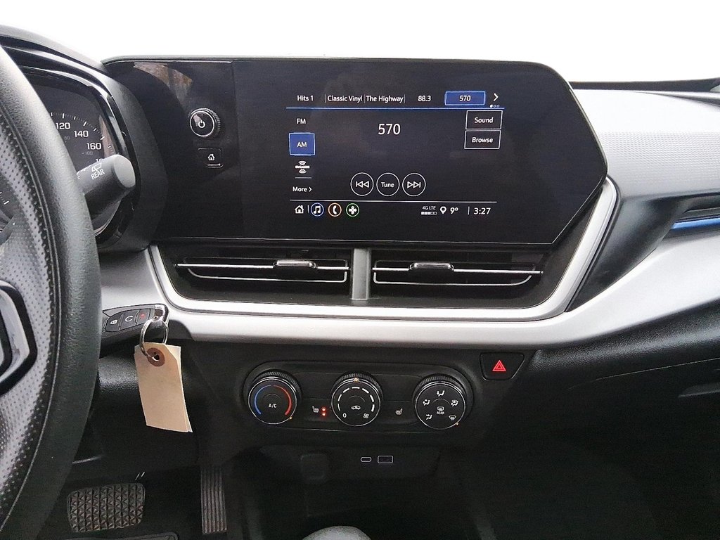 2024 Chevrolet Trax LS in Stratford, Ontario - 15 - w1024h768px