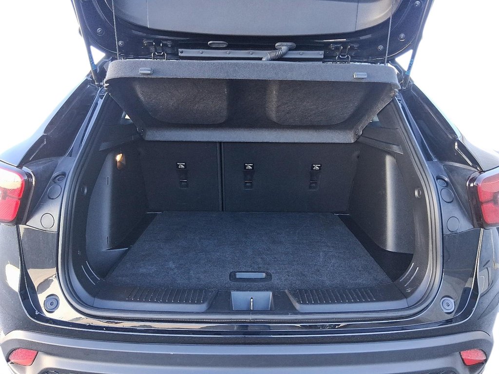2024 Chevrolet Trax 2RS in Stratford, Ontario - 6 - w1024h768px