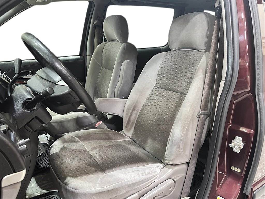 2008 Chevrolet Uplander LS WAGON in Stratford, Ontario - 8 - w1024h768px