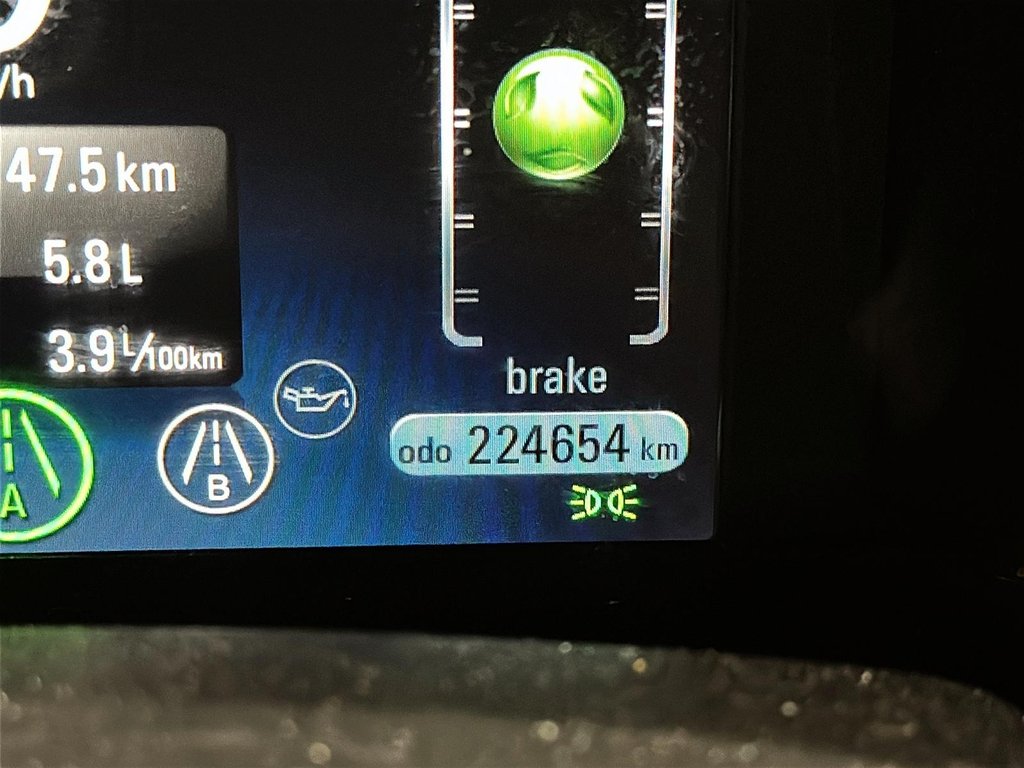 2015 Chevrolet Volt VOLT in Stratford, Ontario - 12 - w1024h768px