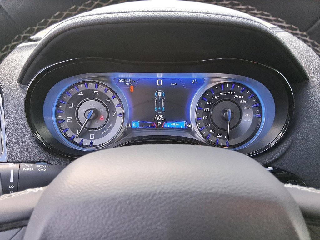 2023 Chrysler 300 S AWD in Stratford, Ontario - 14 - w1024h768px