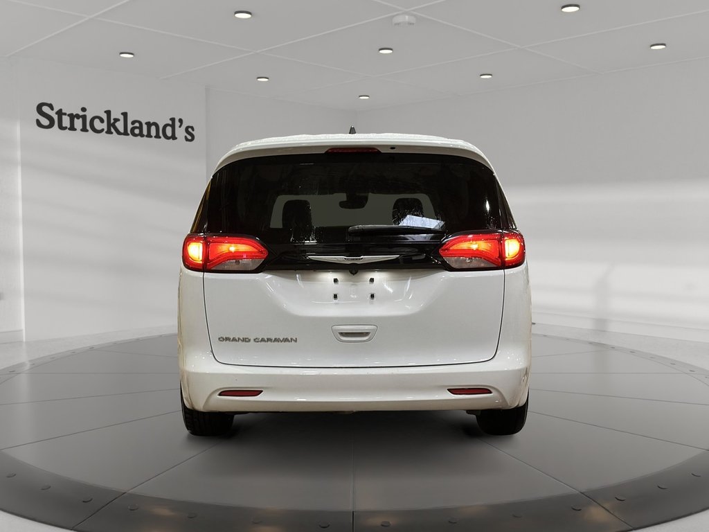 2024 Chrysler Grand Caravan SXT in Stratford, Ontario - 3 - w1024h768px