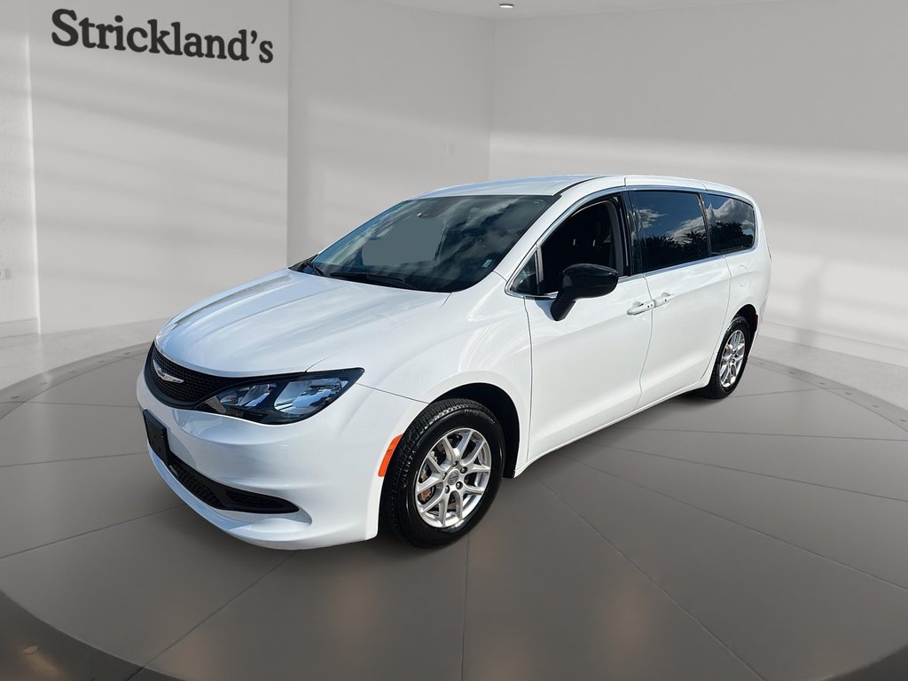 2024 Chrysler Grand Caravan SXT 3ROW Minivan in Stratford, Ontario - 1 - w1024h768px