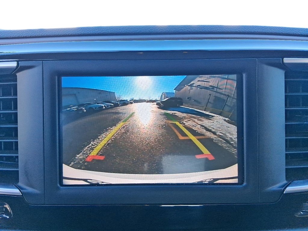 2024 Chrysler Grand Caravan SXT 3ROW in Stratford, Ontario - 18 - w1024h768px