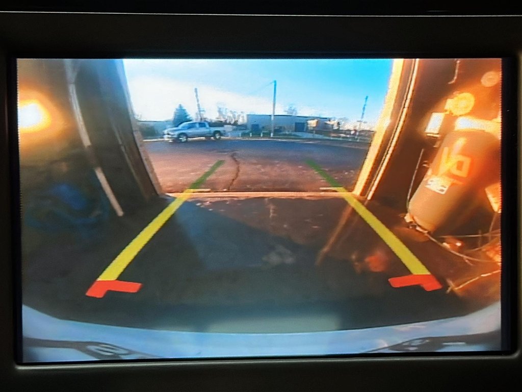 2024 Chrysler Grand Caravan SXT 3ROW in Stratford, Ontario - 15 - w1024h768px