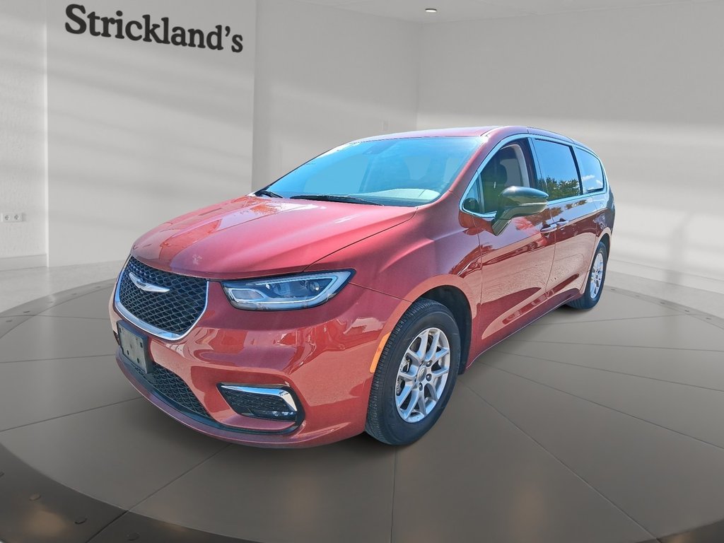 2024 Chrysler Pacifica TOURING L-3ROW in Stratford, Ontario - 1 - w1024h768px