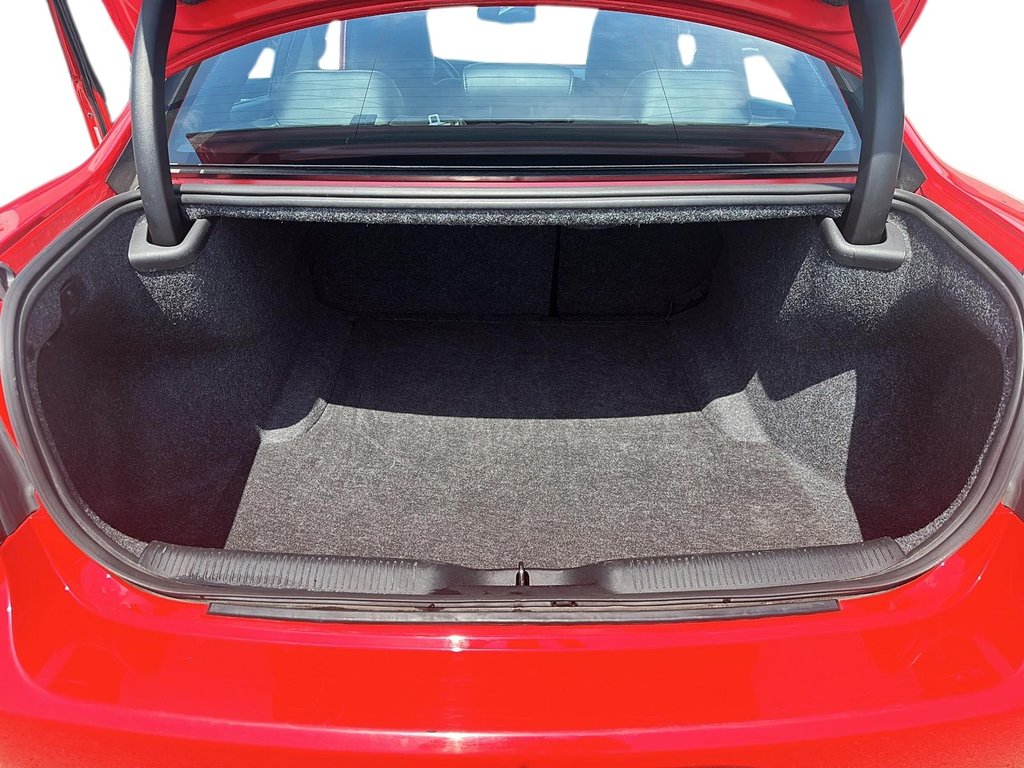 2023 Dodge Charger SXT AWD Sedan in Stratford, Ontario - 6 - w1024h768px