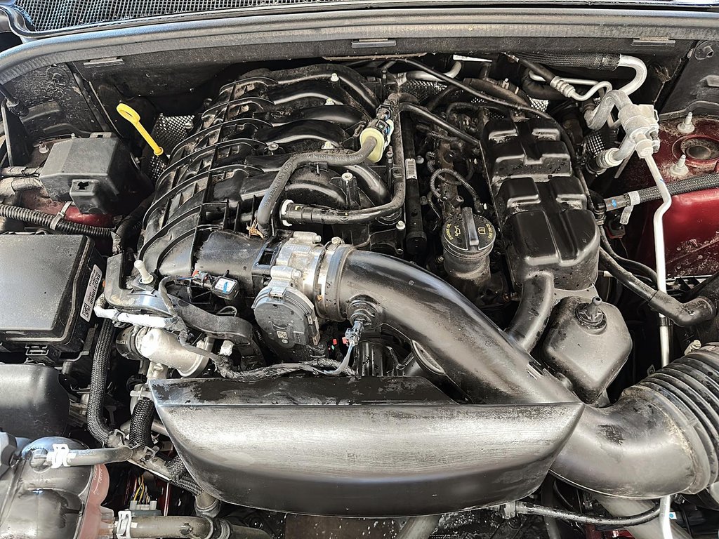 2023 Dodge Durango GT PLUS AWD in Stratford, Ontario - 7 - w1024h768px