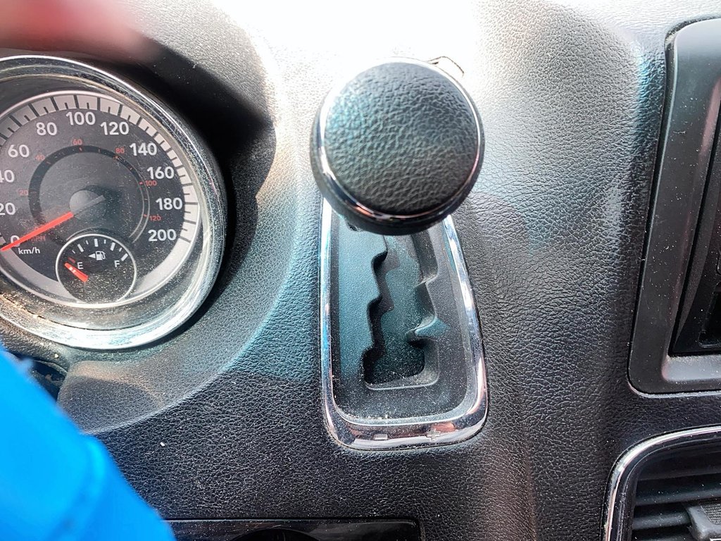 2012 Dodge Grand Caravan CREW Minivan in Stratford, Ontario - 12 - w1024h768px