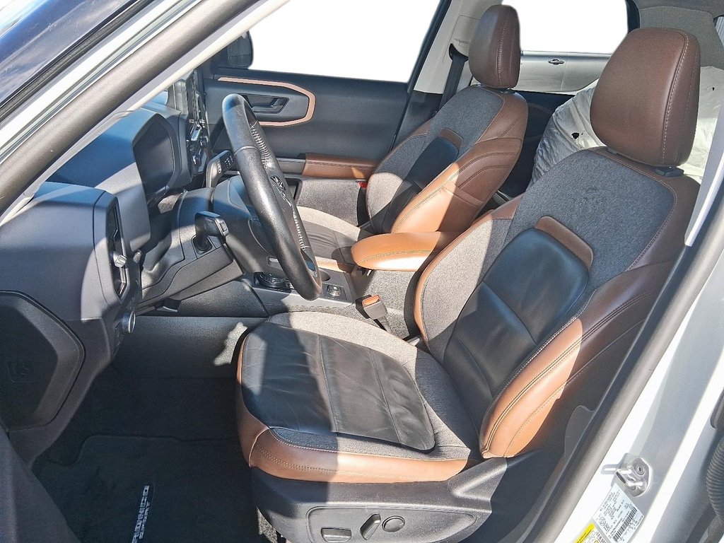 2022 Ford Bronco OUTER BANKS 4X4 in Stratford, Ontario - 8 - w1024h768px