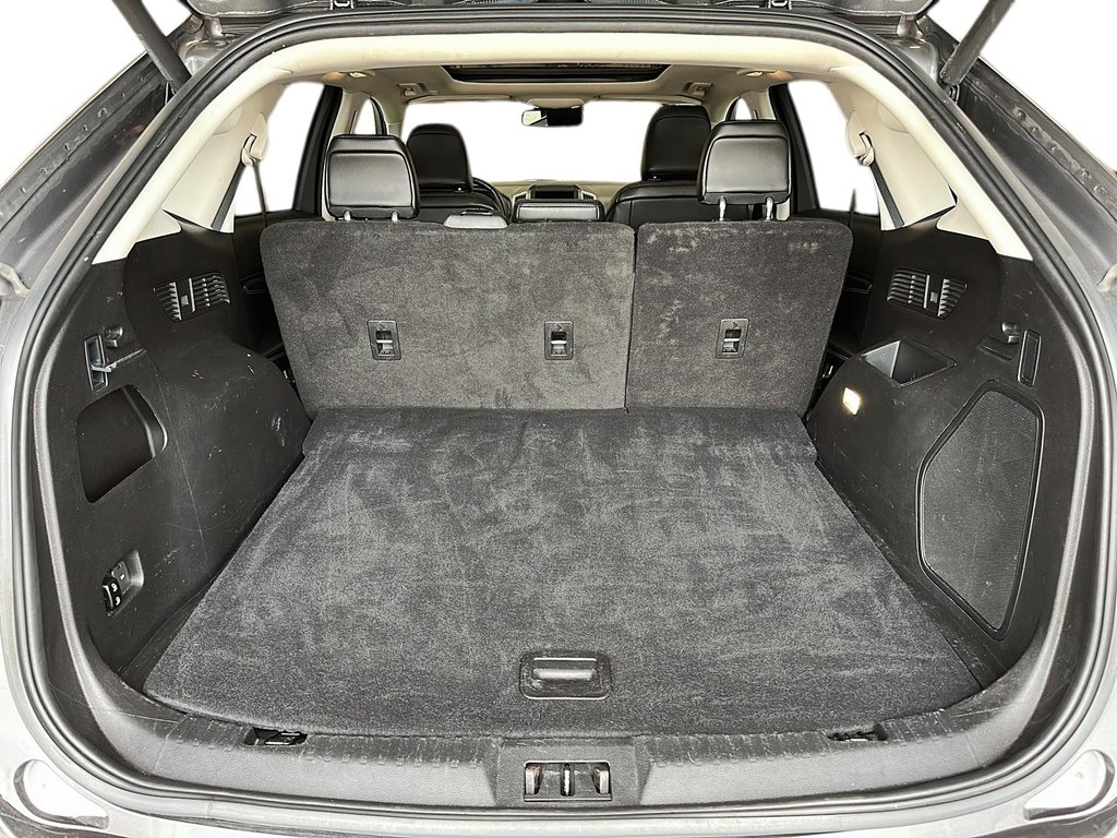 2023 Ford Edge TITANIUM AWD SUV in Stratford, Ontario - 6 - w1024h768px