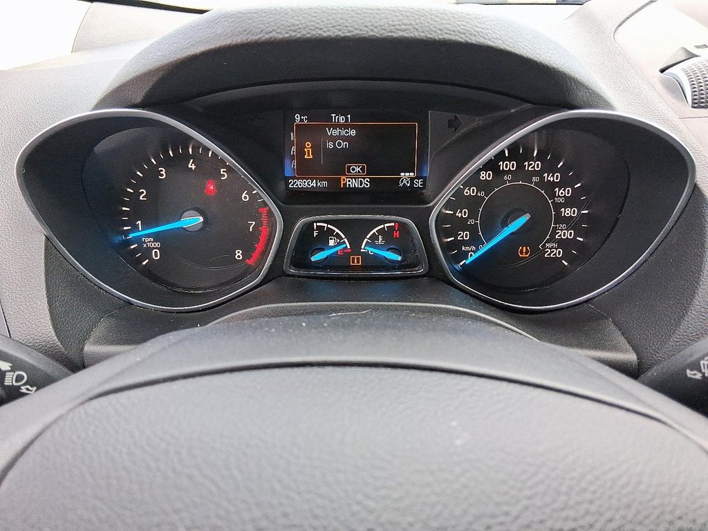 2019 Ford Escape SEL in Stratford, Ontario - 14 - w1024h768px