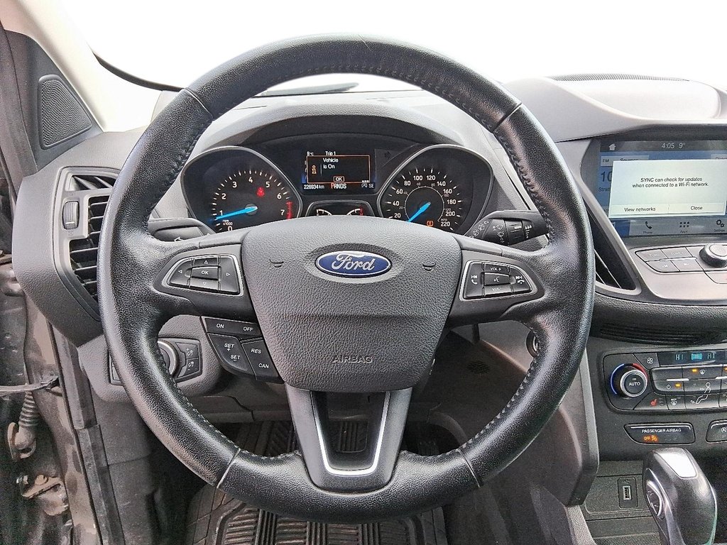 2019 Ford Escape SEL in Stratford, Ontario - 12 - w1024h768px