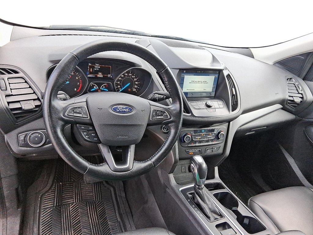 2019 Ford Escape SEL in Stratford, Ontario - 10 - w1024h768px