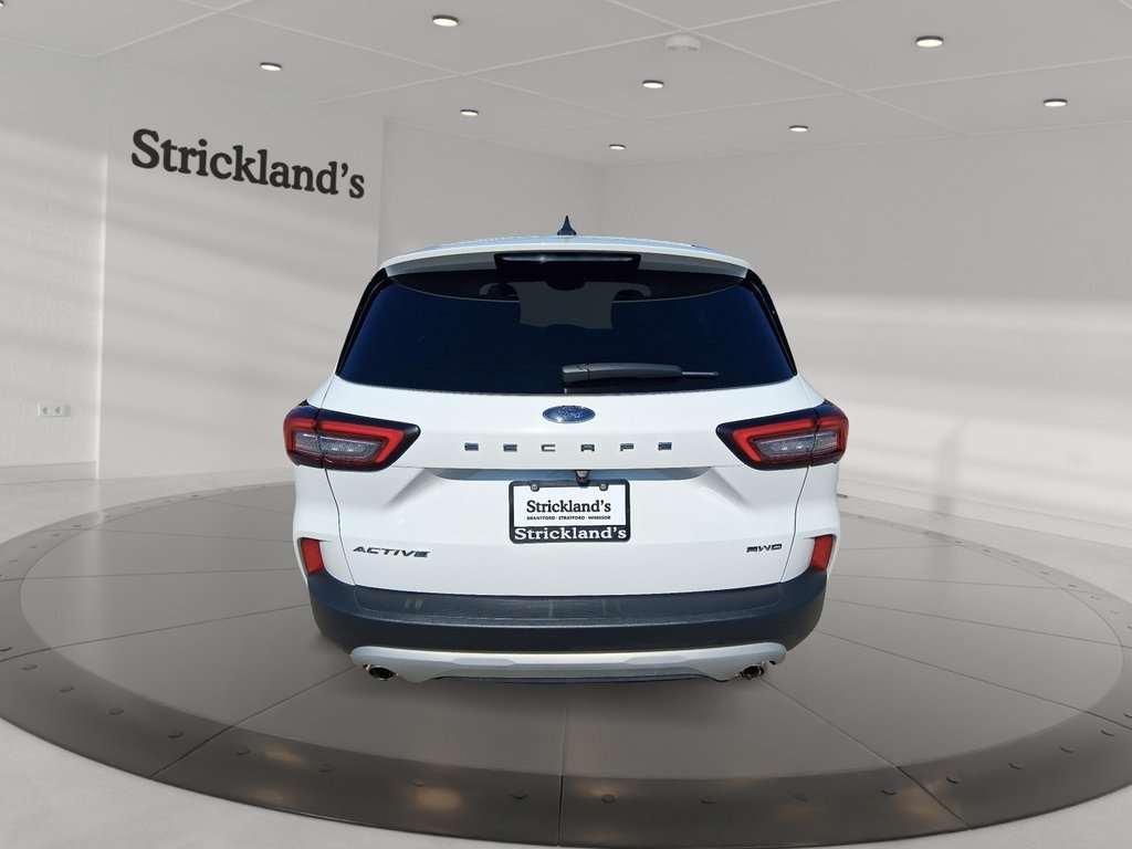 2023 Ford Escape ACTIVE AWD in Stratford, Ontario - 3 - w1024h768px